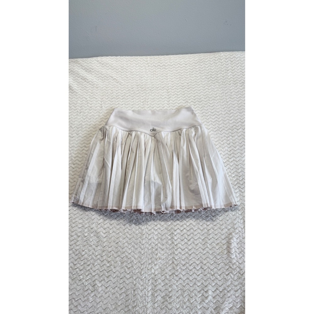Alo Yoga Pleated Tennis Skirt with Built-in Shorts Light Gray W0366R Size M